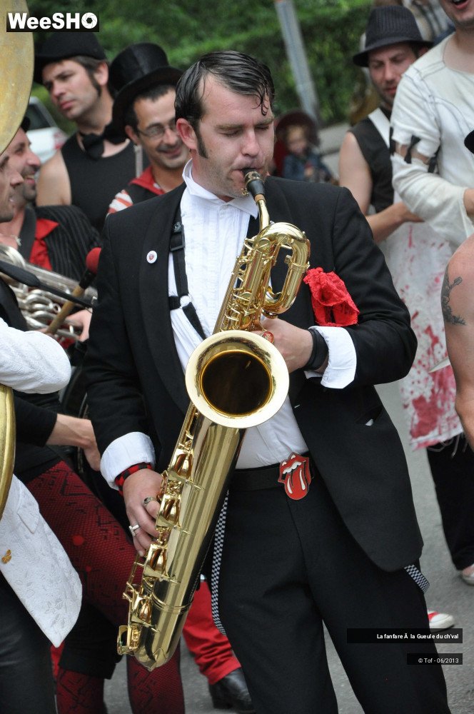 55/56 photos du spectacle La fanfare à la Gueule du ch'val
